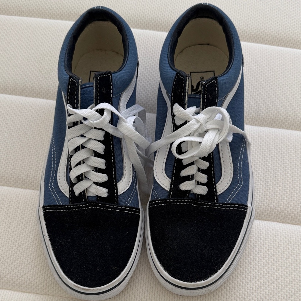 Vans Men's Navy and Black Sneakers